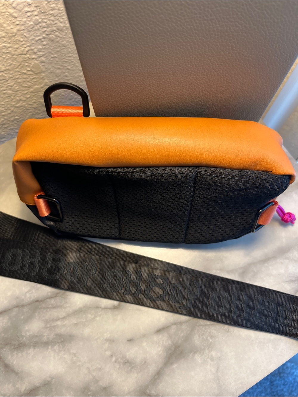Mickey Women’s, kids Crossbody  Bag! - Picture 4 of 6